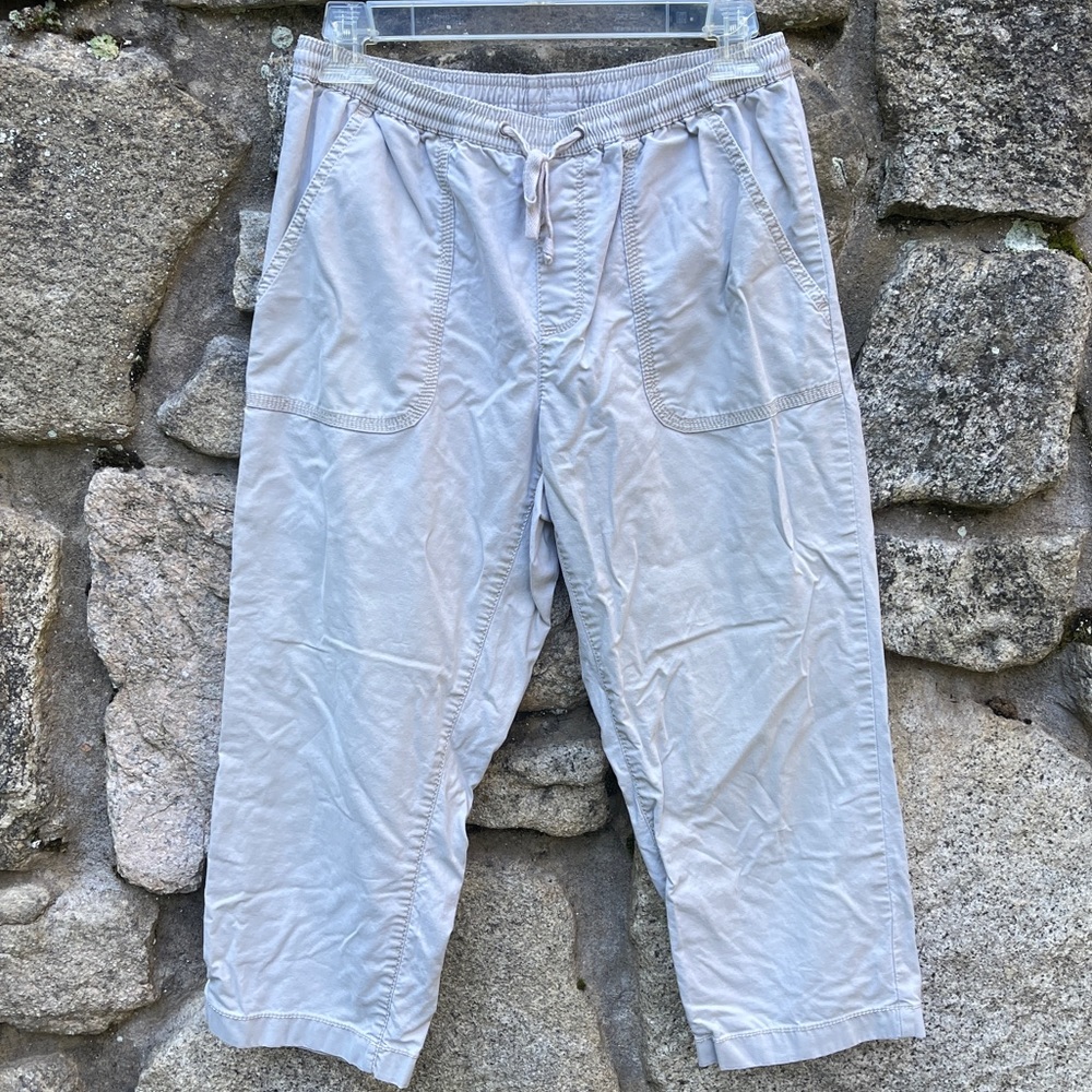LL Bean Khaki Capris 100% Cotton